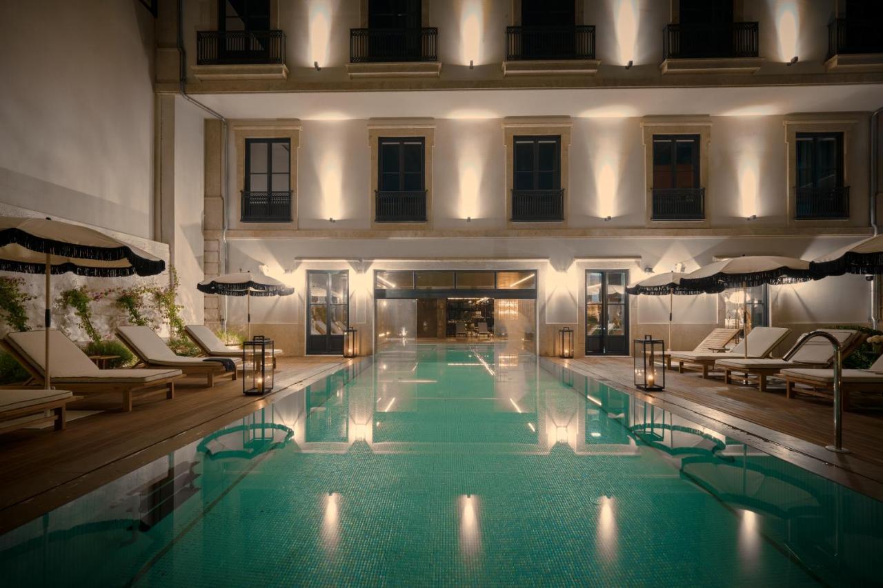 Ga Palace Hotel & Spa, A Xixth-Century Villa Porto Zewnętrze zdjęcie The pool at the hotel