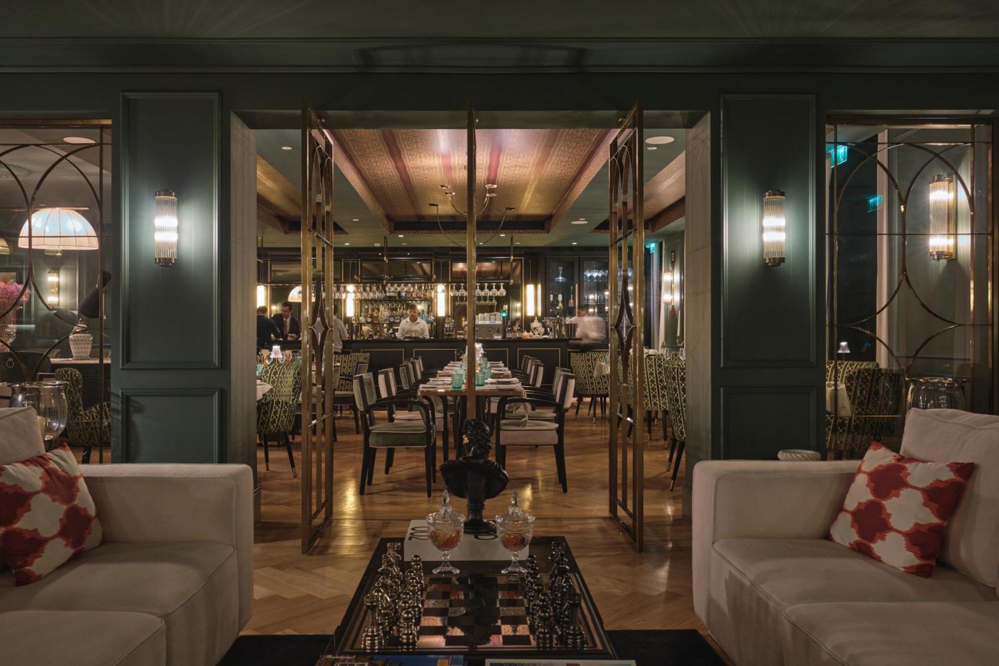 Ga Palace Hotel & Spa, A Xixth-Century Villa Porto Zewnętrze zdjęcie The bar at the Mandarin Oriental, London