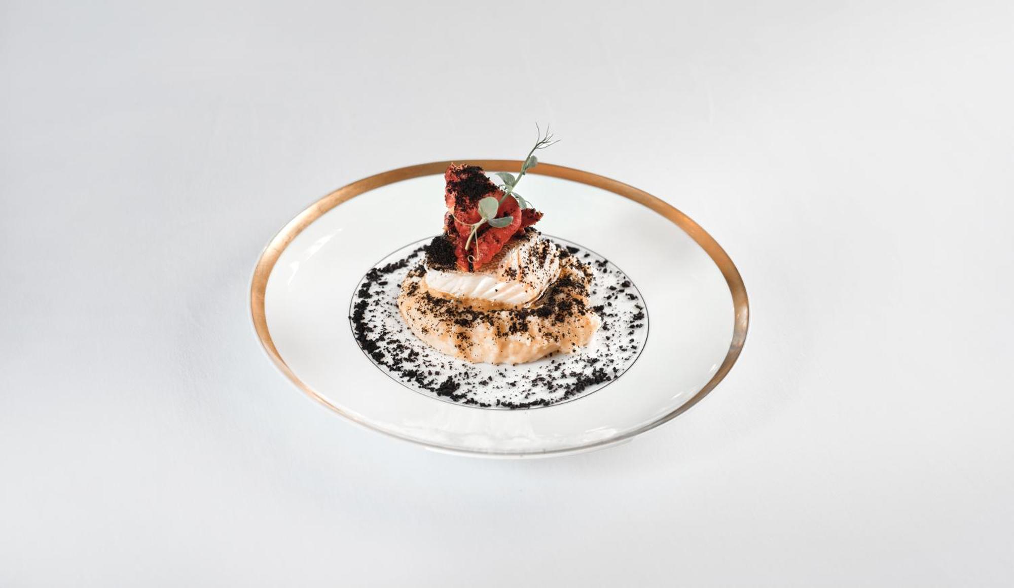 Ga Palace Hotel & Spa, A Xixth-Century Villa Porto Zewnętrze zdjęcie A plate of chocolate parfait