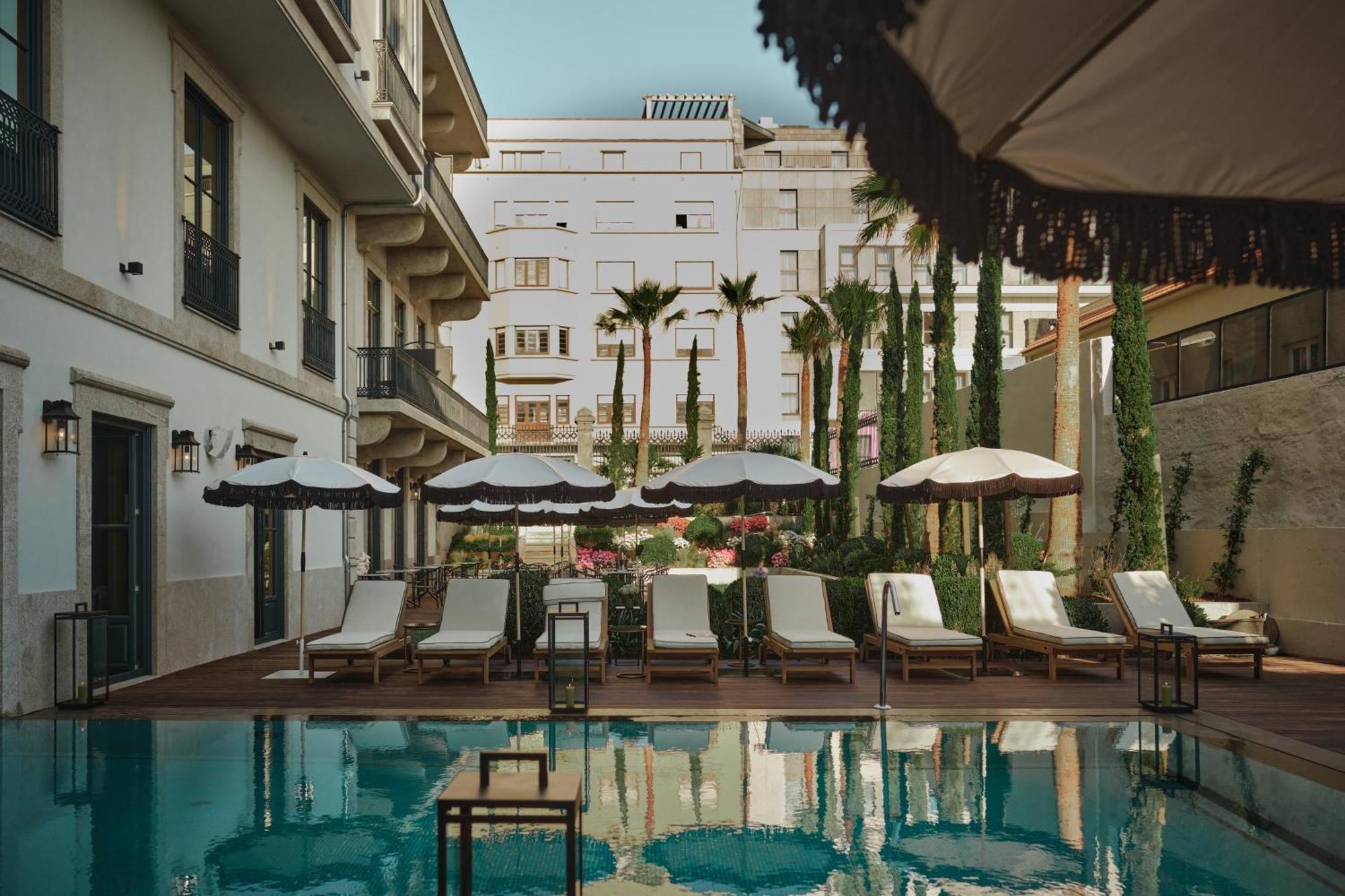 Ga Palace Hotel & Spa, A Xixth-Century Villa Porto Zewnętrze zdjęcie The hotel's pool